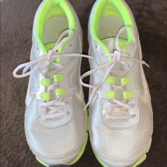 EUC WOMEN’S 11.5 NIKE DUAL FUSION ST TENNIS SHOES - Picture 2 of 7